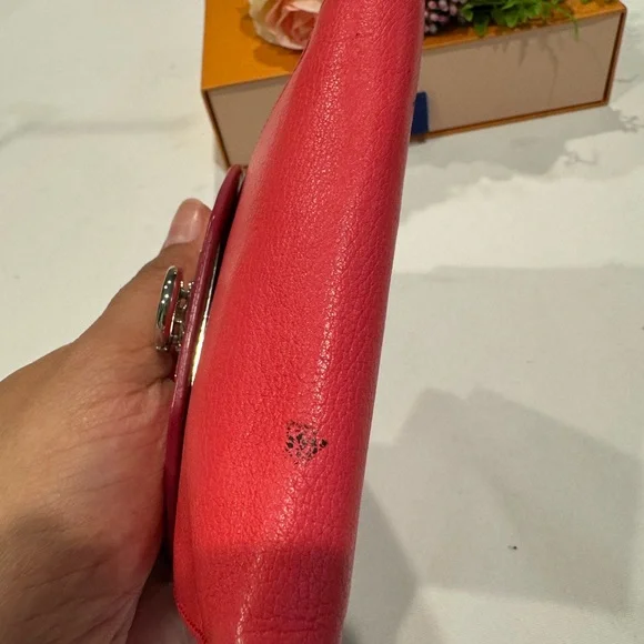 Authentic Salvatore Ferragamo wallet - Picture 12 of 13